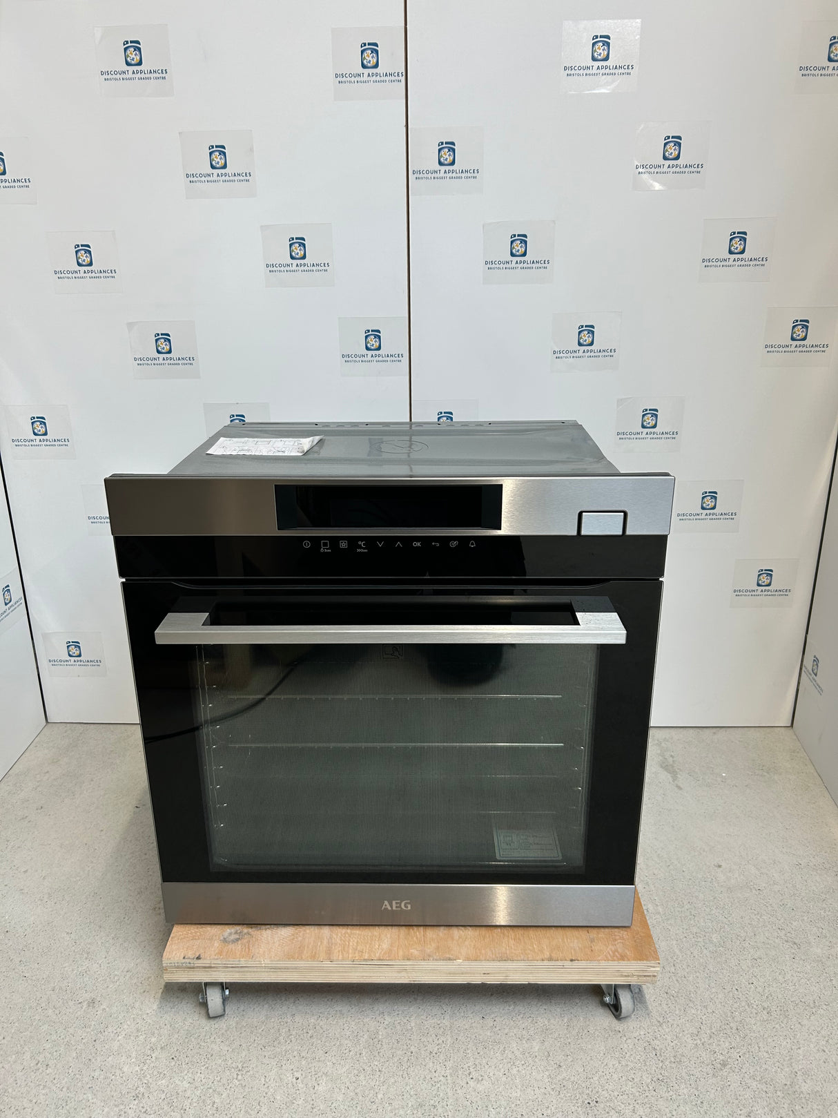 AEG BSK774320M Single Oven