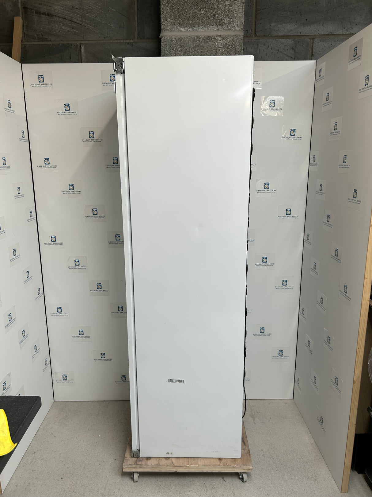 AEG SKE818E1DC Series 6000 177cm Larder Fridge