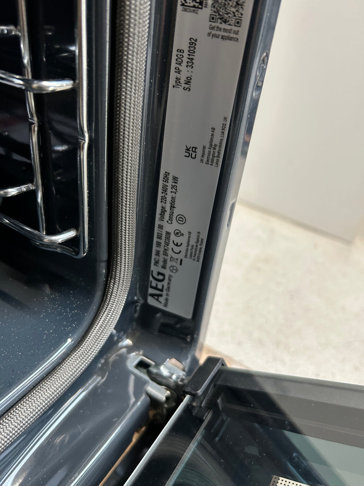 AEG BPK748380M Pyrolytic Single Oven