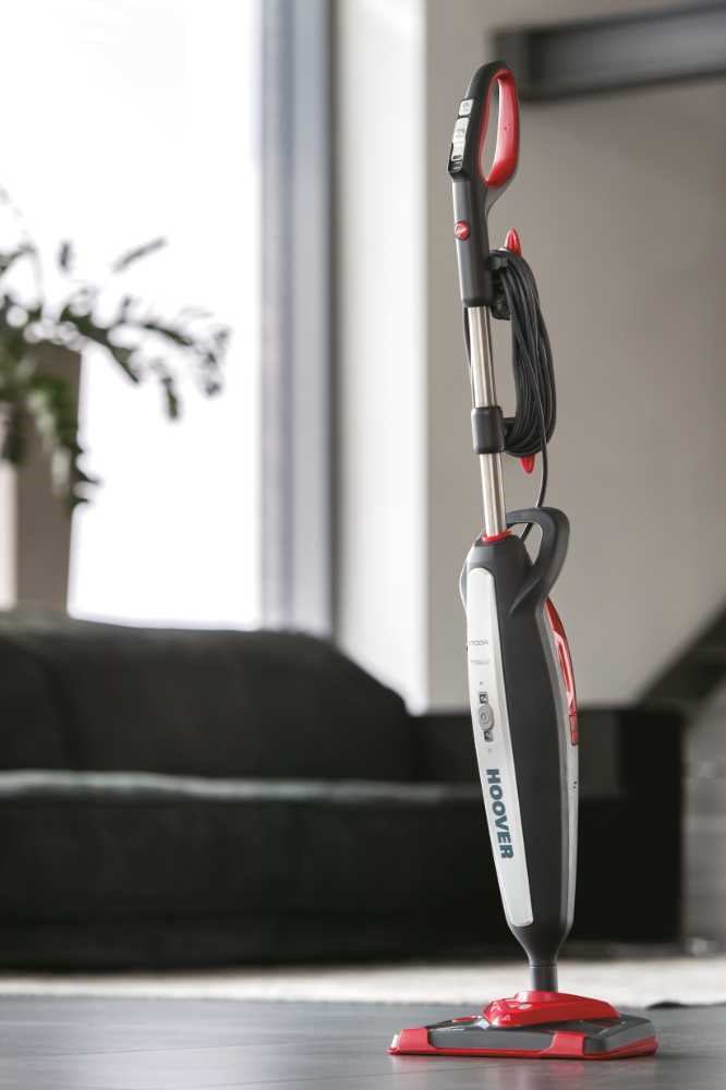 Hoover CAD1700D Steam Cleaner