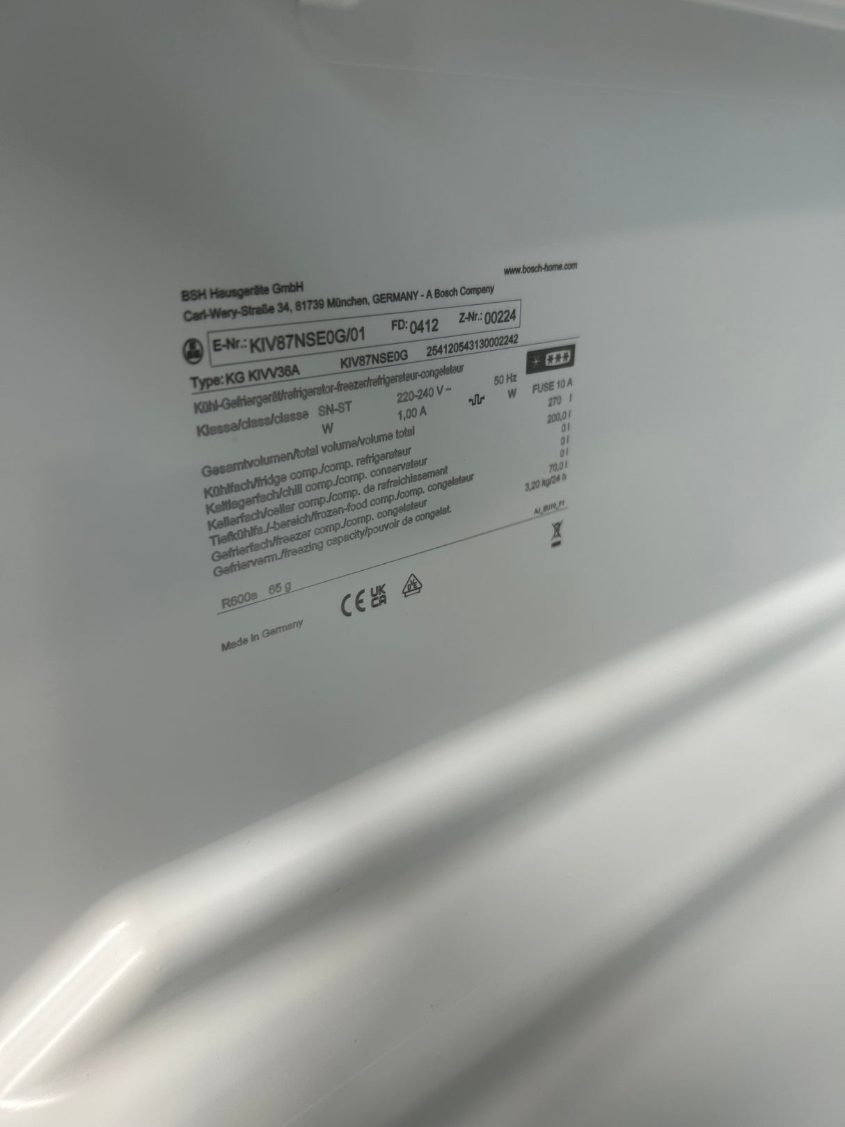 Bosch Series 2 KIV87NSE0G 70/30 Integrated Fridge Freezer