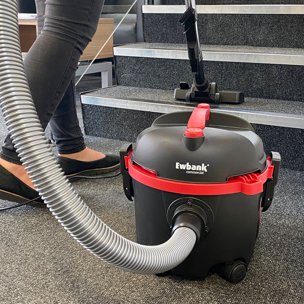 Ewbank EW4001 Commercial 6L Dry Drum Vacuum Cleaner - Black/Red