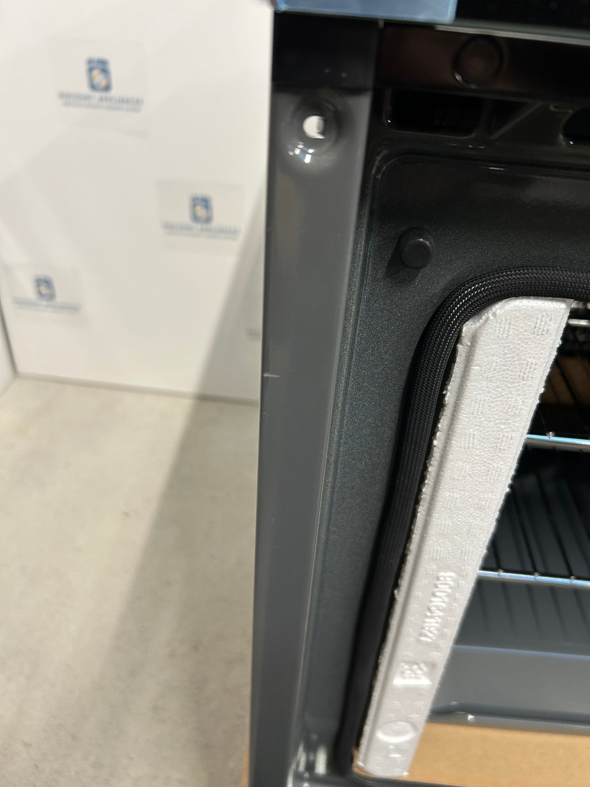 NEFF N50 B2ACH7HH0B Single Electric Oven