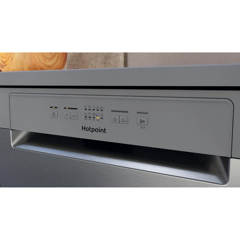 Hotpoint HFC 2B19 X UK N Dishwasher - Silver