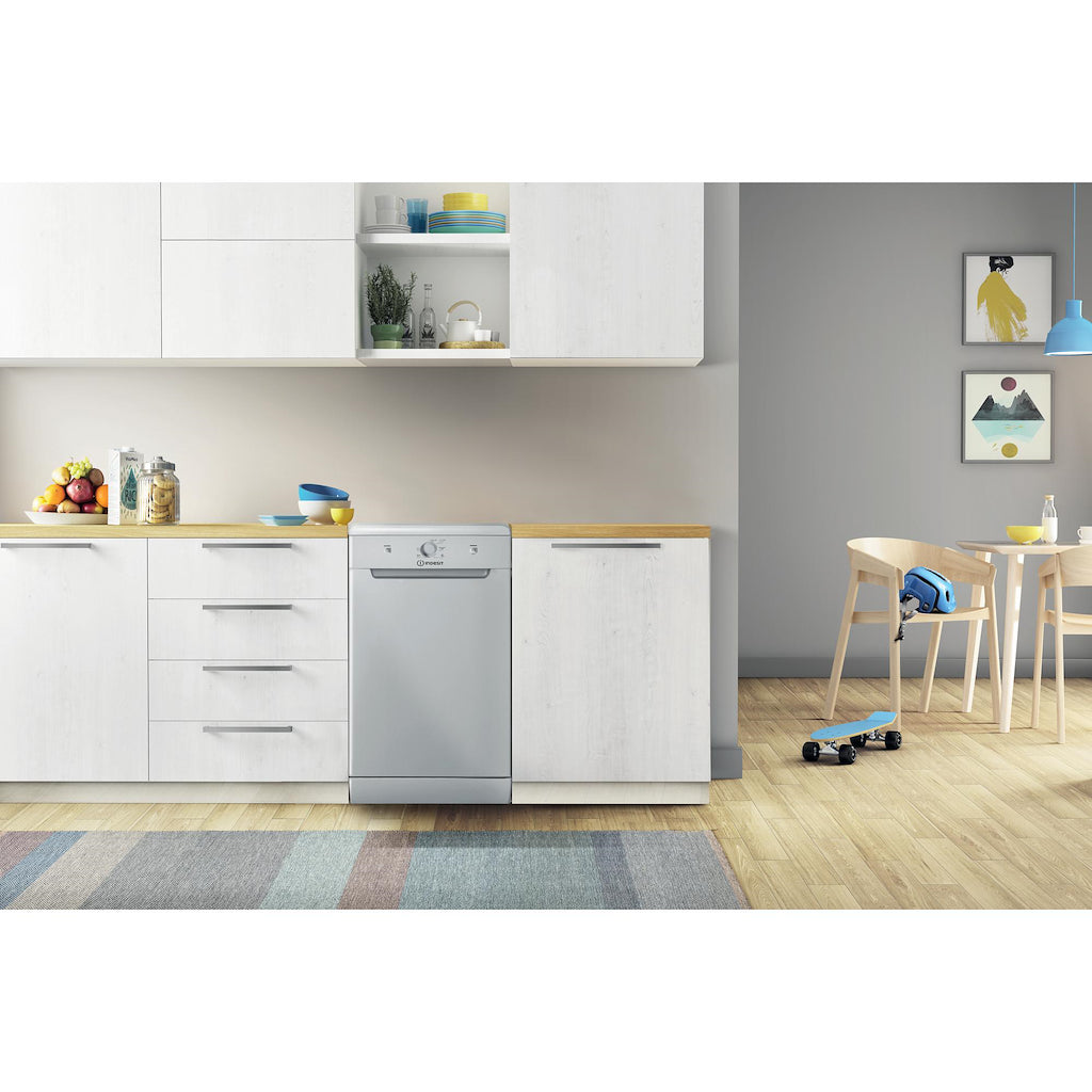 Indesit DF9E 1B10 S UK Slimline Freestanding Dishwasher - Silver