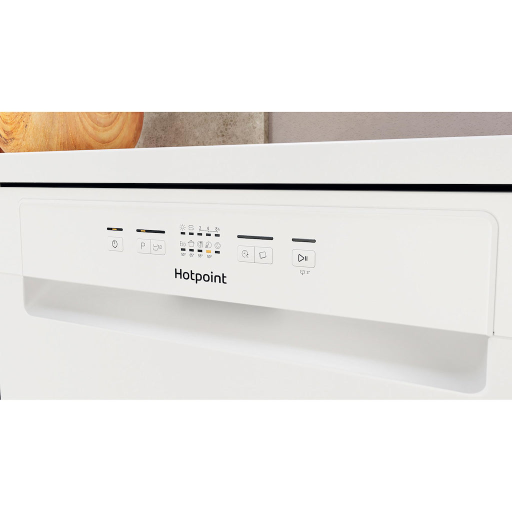 Hotpoint HFE 2B+26 C N UK Dishwasher - White