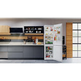 Hotpoint H7X93TW Freestanding Fridge Freezer